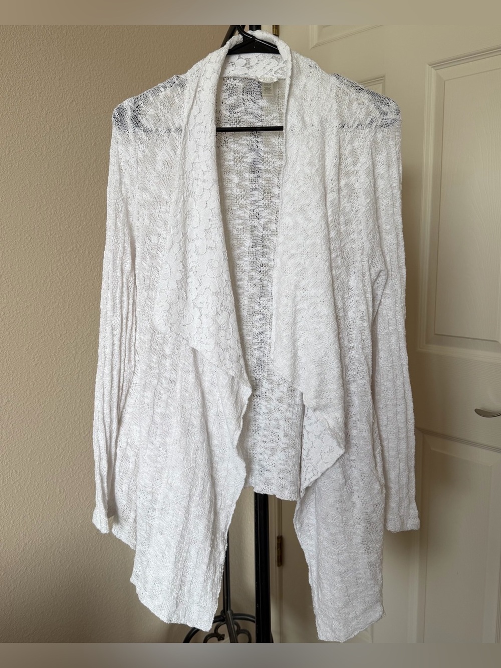 CUPIO women’s M white floral knit open cardigan draped coquette hippie bohemian